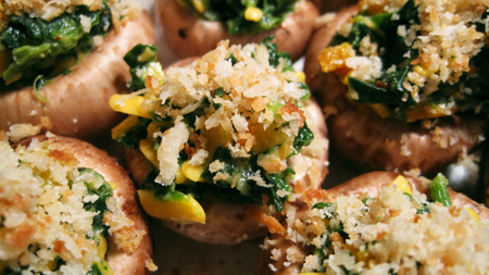 Stuffed Mushrooms Topped with Bread Crumbs