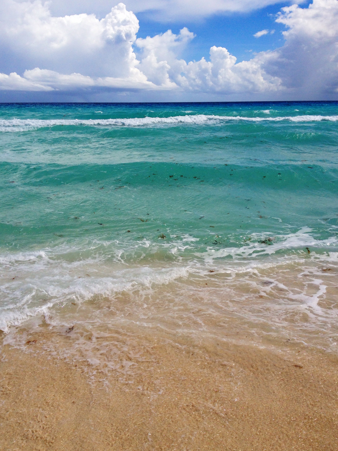 Cancun - The Gulf of Mexico and the beautiful blue water